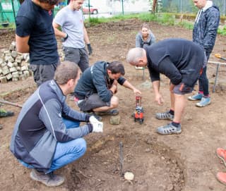 Ohnisko v priebehu prác